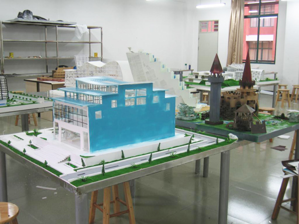 ����ģ�͹�˾������ģ������